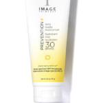 كريم حماية من أشعة الشمس الضارة